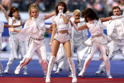 Bawakan Lagu Goal, Lisa BLACKPINK Buka Piala Dunia 2026 dengan Penampilan Spektakuler