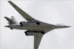Tegang dengan NATO, Pesawat Pengebom Nuklir Rusia Berkeliaran di Arktik