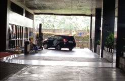 Bupati Langkat Syah Afandin Tiba di KPK usai Kena OTT