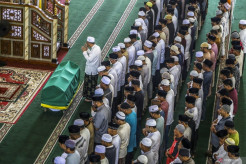 Salat Jenazah, Pahala dan Keutamaan 2 Qirath Beserta Bacaan Niat Lengkap
