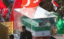 Prosesi Pemakaman Khamenei Digelar di Irak, Drone Iran Gempur Pasukan AS di Bahrain