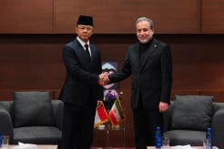 Sugiono Bertemu Menlu Iran saat Hadiri Pemakaman Ali Khamenei