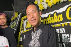 Denny Cagur Kenang Sosok Temon: Senior yang Baik dan Berwawasan Luas
