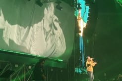 Afgan Buka Konser Retrospektif dengan Misteri Dunia, Disambut Riuh Ribuan Penonton