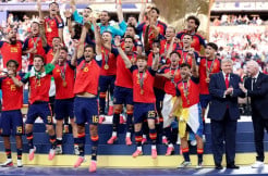 Trump dan Presiden FIFA Disoraki Penonton saat Spanyol Angkat Trofi Piala Dunia 2026