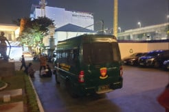 Eks Jampidsus Febrie Adriansyah Belum Selesai Diperiksa, 2 Mobil Tahanan Siaga di Kejagung