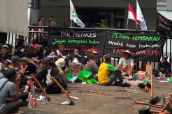 Ratusan Petani Tembakau Demo, Peringatkan Ancaman PP 28/2024 terhadap Jutaan Pekerja IHT