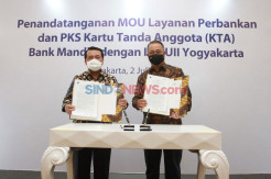 Bank Mandiri Luncurkan KTA IKA UII Co Brand E-money