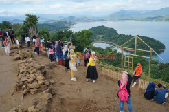 Covid-19 Tak Surutkan Minat Berwisata di Bukit Bollangi Kabupaten Gowa