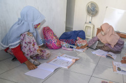 Datangi Rumah Murid,...