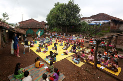 Kekurangan Fasilitas Internet, Anak-anak India Sekolah Tatap Muka di Tengah Pandemi Covid-19