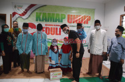 Alumni Magister Administrasi Publik Undip Salurkan Bantuan ke Panti Asuhan