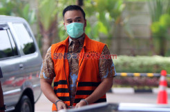 KPK Lanjutkan Pemeriksaan Tersangka Suap di MA Rezky Herbiyono
