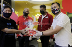 Indosat Berbagi di Hari Pelanggan Nasional