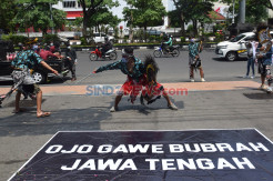 Tolak Demo Anarkis, Seniman Jaran Kepang Ojo Gawe Bubrah