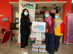 MNC Peduli Salurkan Makan Siang ke Puskesmas Jatibening dan Puskesmas Perumas 2 Bekasi