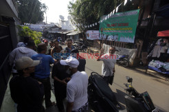 Massa Pendukung Habib Rizieq Mulai Berkumpul di Kawasan Petamburan III