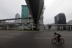 Kasus Harian Corona Terus Bertambah, Kawasan Bundaran HI-Thamrin Lebih Lengang