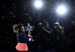 Tundukkan Jennifer Brady, Naomi Osaka Raih Juara Grand Slam Australia 2021