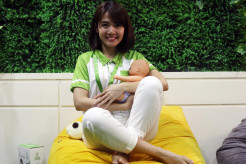 Potret Cantik Uung Victoria Finky, Sosok Pendamping Emak-Emak Menyusui