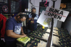 Persaingan Harga Ketat, Pemesanan Masker di Punya Ku Sablon Menurun