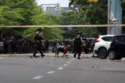 Polisi Kerahkan Anjing Pelacak di Lokasi Ledakan Bom Bunuh diri Gereja Katedral Makassar