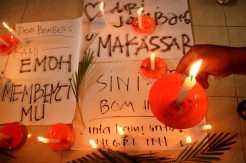 Bangkit Melawan Teroris, Warga Jombang Gelar Doa Lintas Agama
