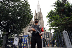 Jelang Malam Paskah, Gereja Katedral Jakarta Dijaga Ketat