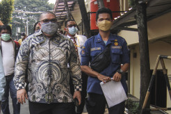 Petugas Damkar Sandi Butar Butar Jalani Pemeriksaan di Polrestro Depok