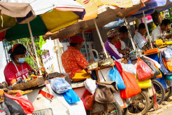Jasa Permak Kebanjiran Order Jelang Hari Lebaran