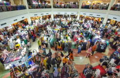 Berburu Baju Lebaran, Pengunjung Padati Mall Panakukang