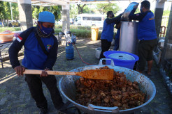 Kemensos Dirikan Dapur Umum di Surabaya