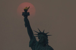 New York Diselimuti Kabut Asap Akibat Kebakaran Hutan