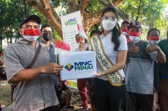 Junjung Kepedulian Sosial di Hari Kemerdekaan, MNC Peduli Salurkan Bantuan untuk Warga Kolong Rel Juanda