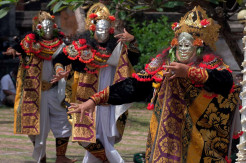 Upacara Wisuda Bumi di Pura Agung Jagatnatha Denpasar