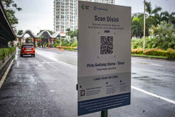 Uji Coba Aplikasi PeduliLindungi di Taman Impian Jaya Ancol