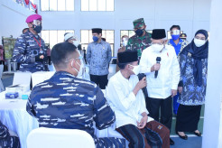KSAL Dampingi Wapres RI Tinjau Serbuan Vaksinasi di Ponpes An Nawawi Tanara Banten