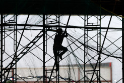 Pemerintah Perluas Cakupan Penerima Bantuan Subsidi Upah Rp1 Juta