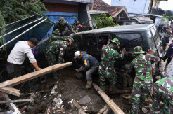 Pencarian Korban Banjir Bandang di Batu, Enam Tewas dan Tiga Korban Masih Hilang