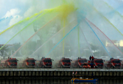 Warna-Warni Peringatan HUT ke-414 Kota Makassar