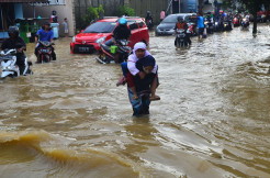 Ratusan Rumah di Kudus Terendam Banjir Akibat Tanggul Sungai Jebol