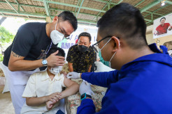 Gelar Vaksinasi untuk Anak Usia 6-11 Tahun, Wakil Ketua Komisi XI DPR: Kita Hentikan Penularan Omicron