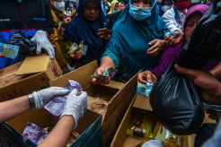 Harga Minyak Goreng Tak Terbendung, Pemprov Sumsel Gelar Operasi Pasar