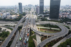 Ribuan Kendaraan Tinggalkan Jabotabek Jelang Masa Libur Nataru