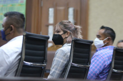 Dituntut 12 Bulan Rehabilitasi, Nia Ramadhani-Ardi Bakrie Kecewa