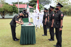 Pangdam XVI/ Pattimura Lantik 136 Bintara Remaja