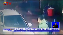 Terekam CCTV Aksi Pengendara Sepda Motor Aniaya Juru Parkir