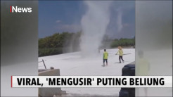 Sejumlah Warga Nekat Usir Puting Beliung di Pati