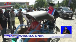 Digelar Secara Drive In, Mahasiswa Ini Nekat Datang Naik Becak Saat Wisuda