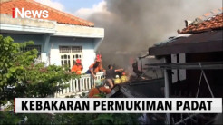 Permukiman Padat Penduduk di Kebayoran Baru Terbakar